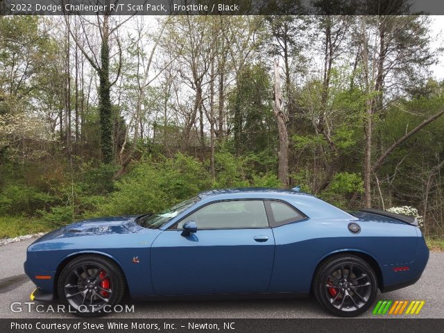 2022 Dodge Challenger R/T Scat Pack in Frostbite
