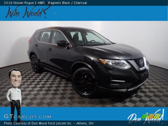 2019 Nissan Rogue S AWD in Magnetic Black