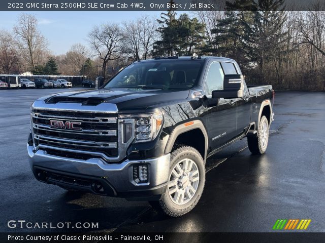 2022 GMC Sierra 2500HD SLE Crew Cab 4WD in Onyx Black