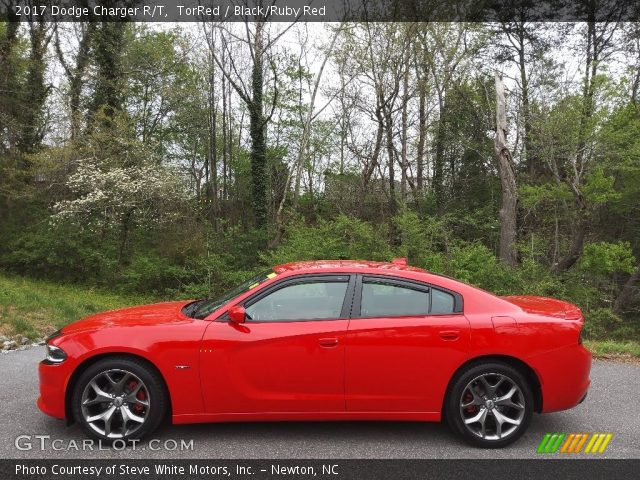2017 Dodge Charger R/T in TorRed