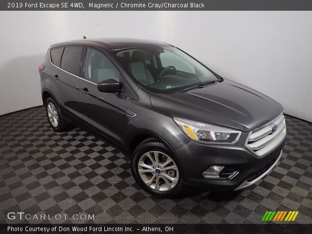 2019 Ford Escape SE 4WD in Magnetic