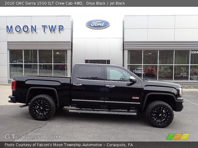 2016 GMC Sierra 1500 SLT Crew Cab 4WD in Onyx Black