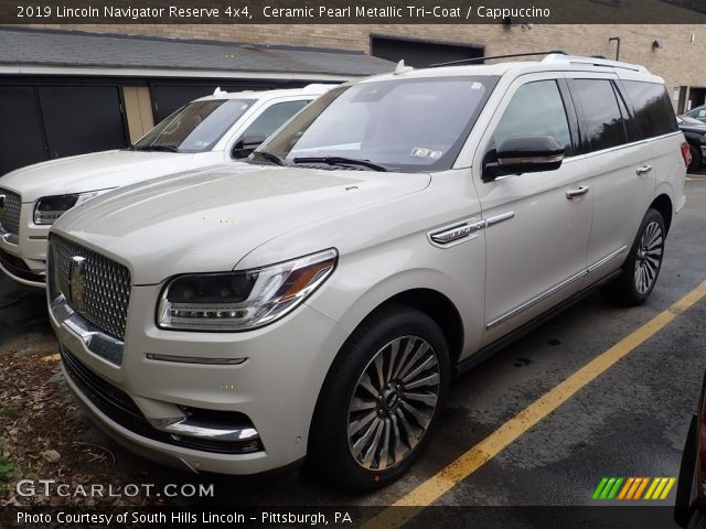 2019 Lincoln Navigator Reserve 4x4 in Ceramic Pearl Metallic Tri-Coat