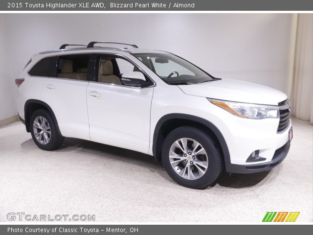 2015 Toyota Highlander XLE AWD in Blizzard Pearl White