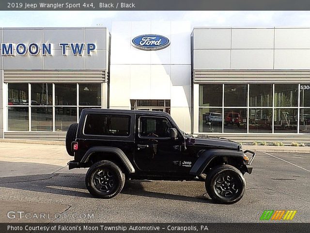 2019 Jeep Wrangler Sport 4x4 in Black