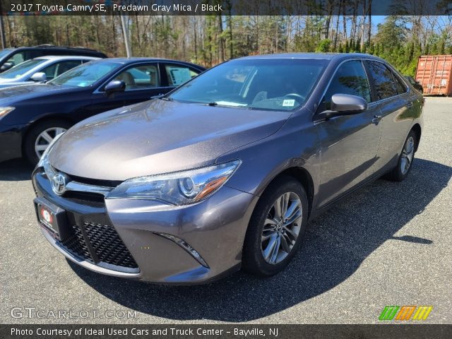 2017 Toyota Camry SE in Predawn Gray Mica