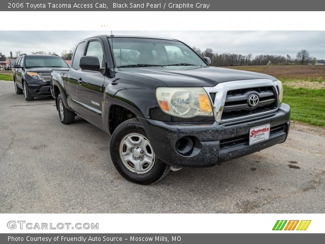 2006 Toyota Tacoma Access Cab in Black Sand Pearl