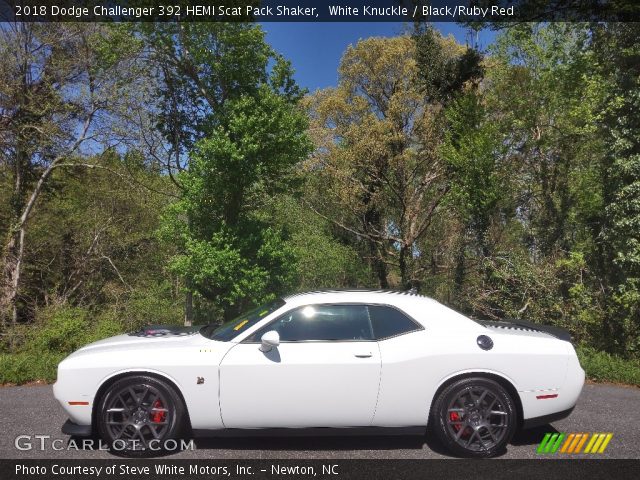 2018 Dodge Challenger 392 HEMI Scat Pack Shaker in White Knuckle