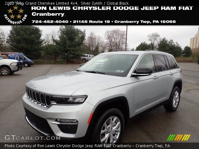 2022 Jeep Grand Cherokee Limited 4x4 in Silver Zynith