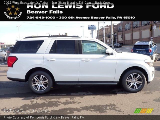 2022 Ford Expedition XLT 4x4 in Star White Metallic Tri-Coat