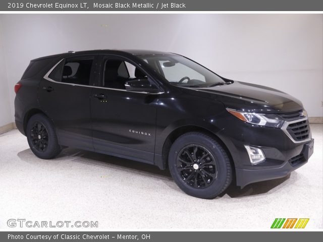 2019 Chevrolet Equinox LT in Mosaic Black Metallic