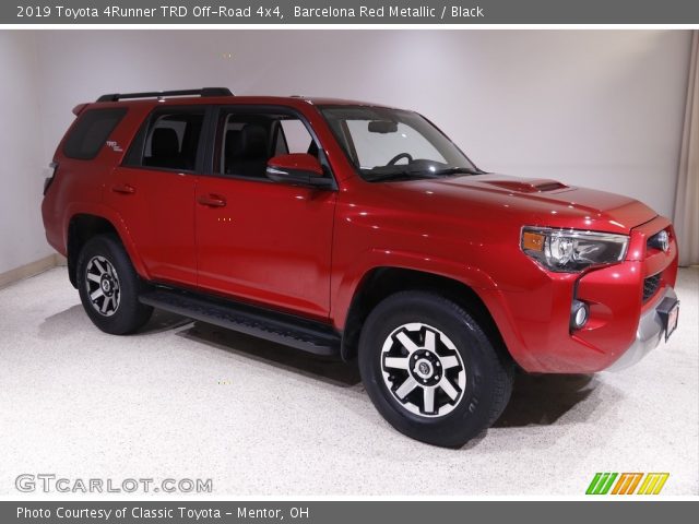 2019 Toyota 4Runner TRD Off-Road 4x4 in Barcelona Red Metallic