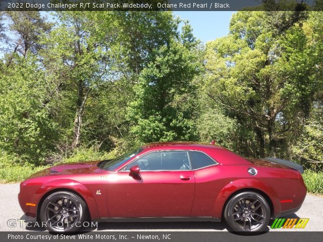 2022 Dodge Challenger R/T Scat Pack Widebody in Octane Red Pearl