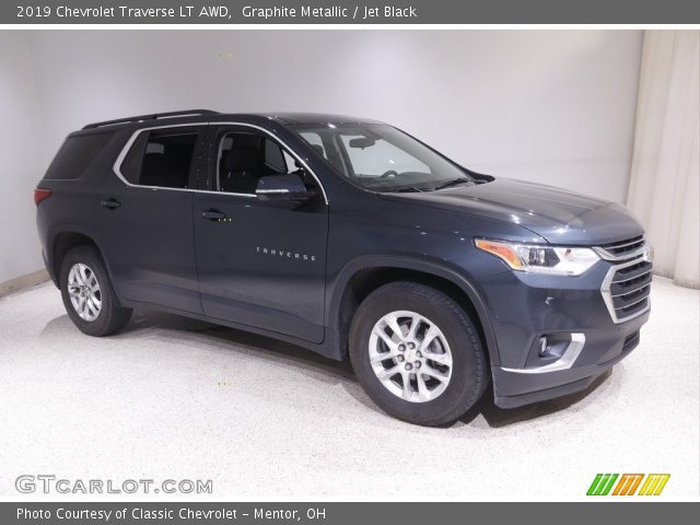 2019 Chevrolet Traverse LT AWD in Graphite Metallic