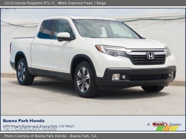 2019 Honda Ridgeline RTL-T in White Diamond Pearl