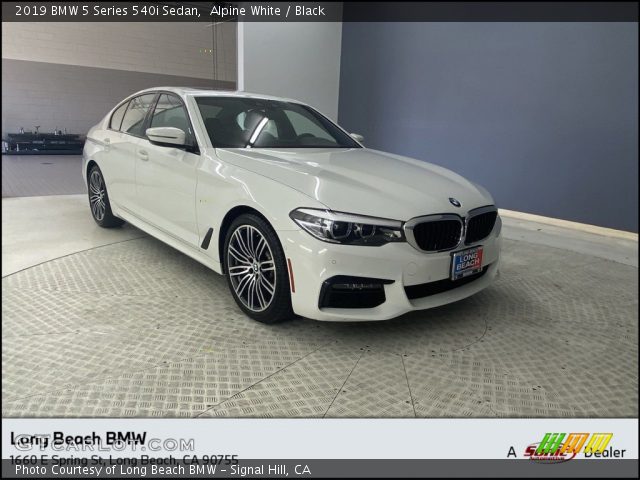2019 BMW 5 Series 540i Sedan in Alpine White