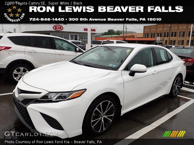 2020 Toyota Camry SE in Super White