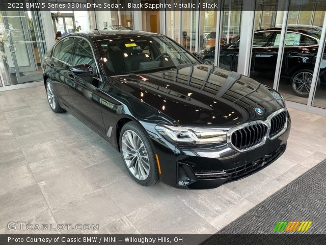 2022 BMW 5 Series 530i xDrive Sedan in Black Sapphire Metallic