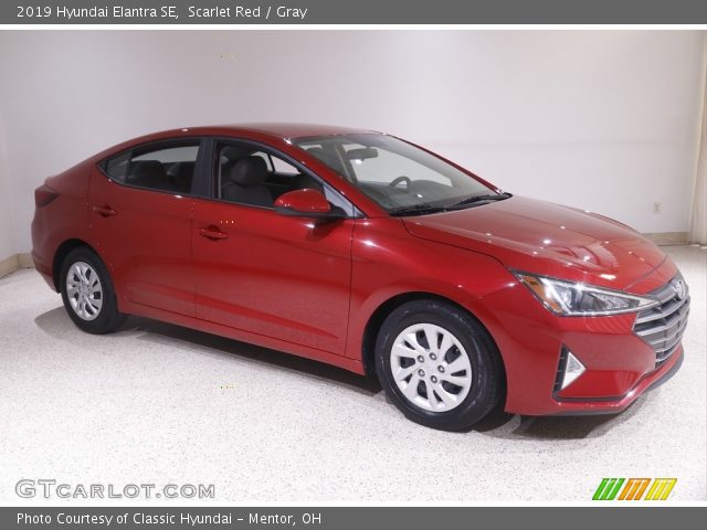 2019 Hyundai Elantra SE in Scarlet Red