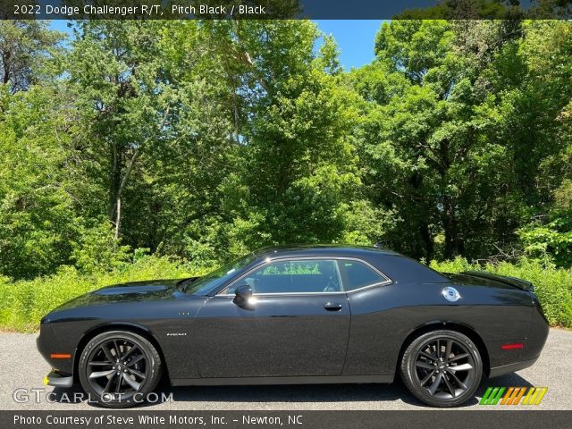 2022 Dodge Challenger R/T in Pitch Black