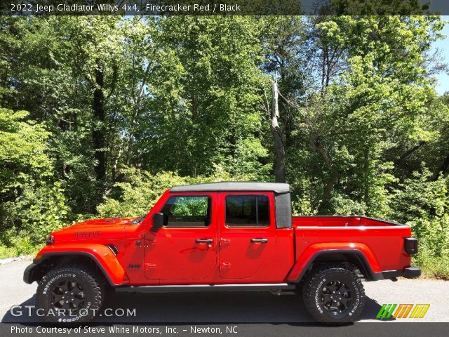 2022 Jeep Gladiator Willys 4x4 in Firecracker Red
