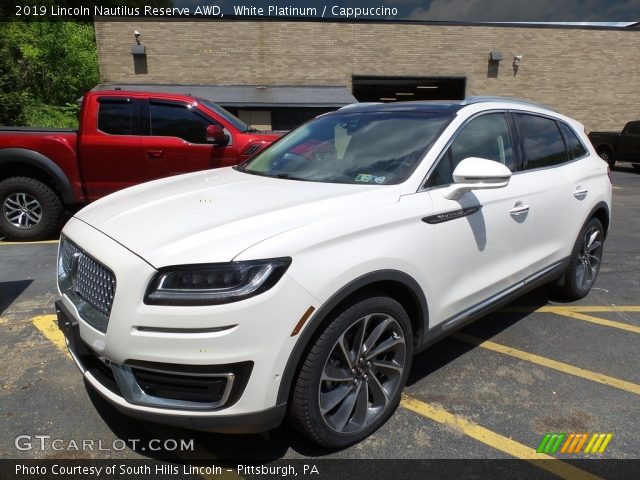 2019 Lincoln Nautilus Reserve AWD in White Platinum