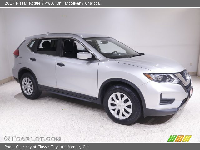 2017 Nissan Rogue S AWD in Brilliant Silver