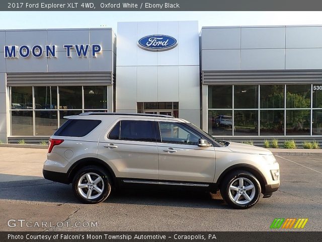 2017 Ford Explorer XLT 4WD in Oxford White