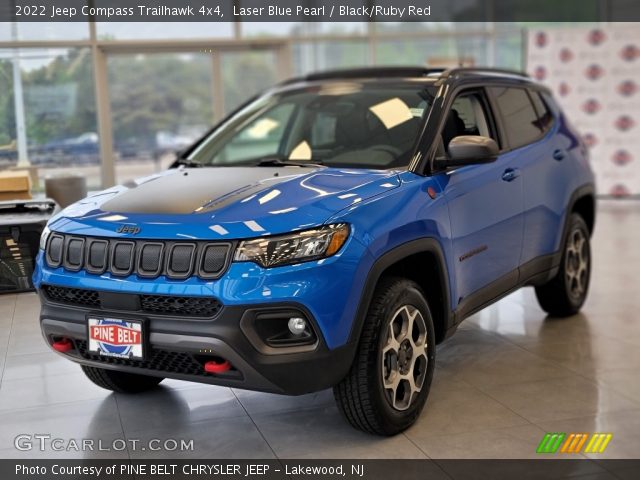 2022 Jeep Compass Trailhawk 4x4 in Laser Blue Pearl