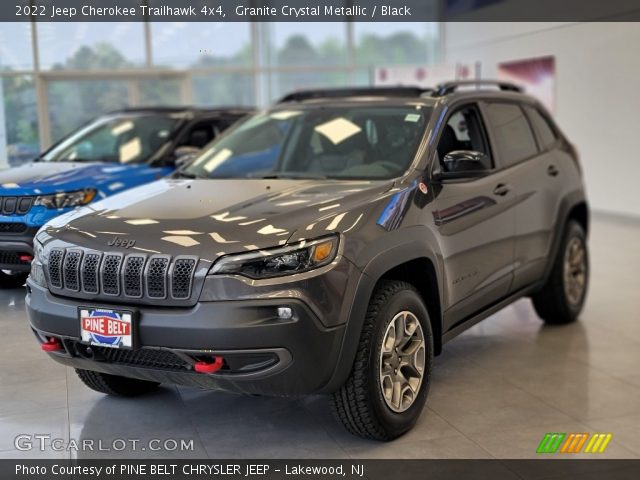 2022 Jeep Cherokee Trailhawk 4x4 in Granite Crystal Metallic
