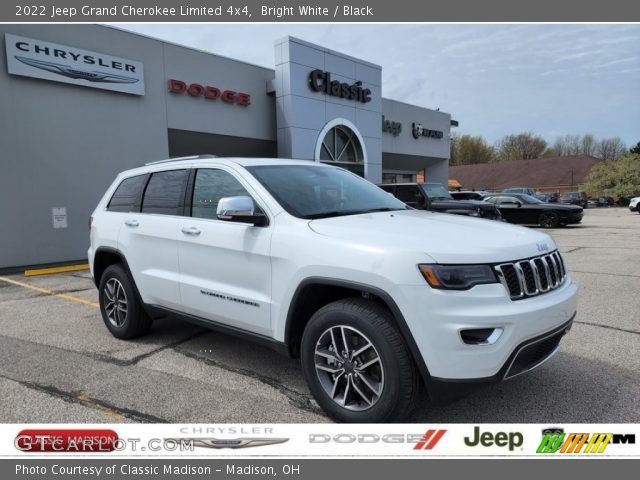 2022 Jeep Grand Cherokee Limited 4x4 in Bright White