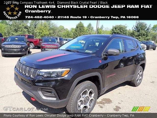 2022 Jeep Compass Trailhawk 4x4 in Diamond Black Crystal Pearl