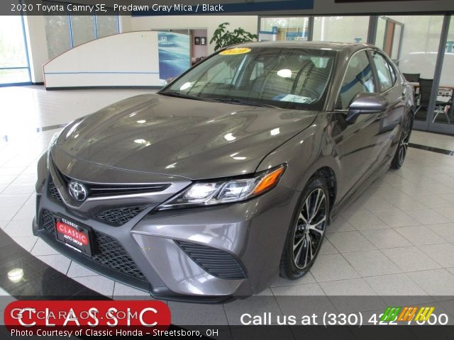 2020 Toyota Camry SE in Predawn Gray Mica