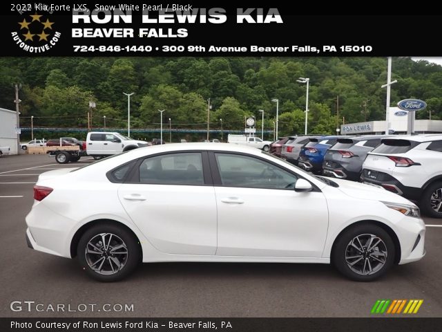 2022 Kia Forte LXS in Snow White Pearl