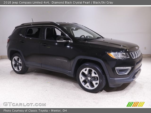 2018 Jeep Compass Limited 4x4 in Diamond Black Crystal Pearl