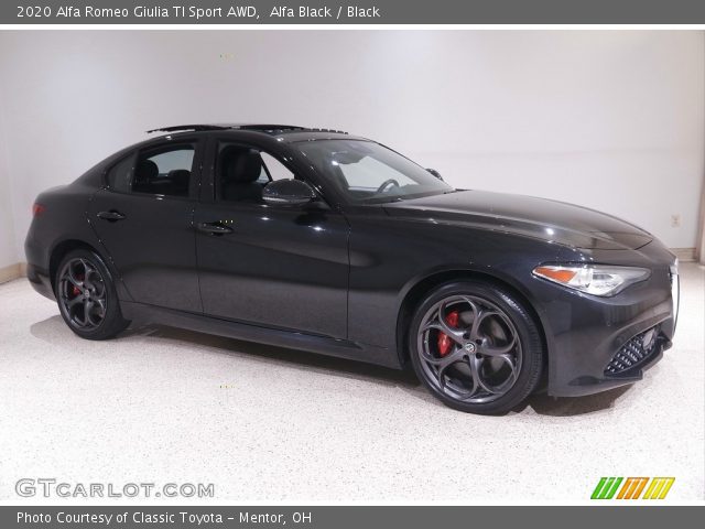 2020 Alfa Romeo Giulia TI Sport AWD in Alfa Black