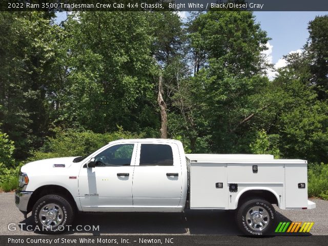 2022 Ram 3500 Tradesman Crew Cab 4x4 Chassis in Bright White