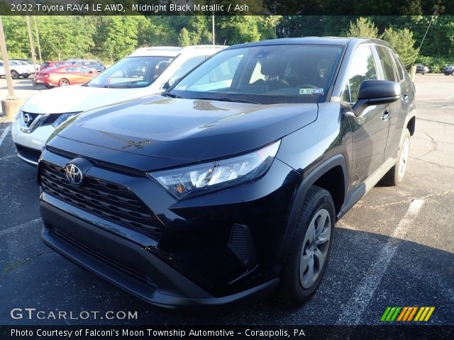 2022 Toyota RAV4 LE AWD in Midnight Black Metallic