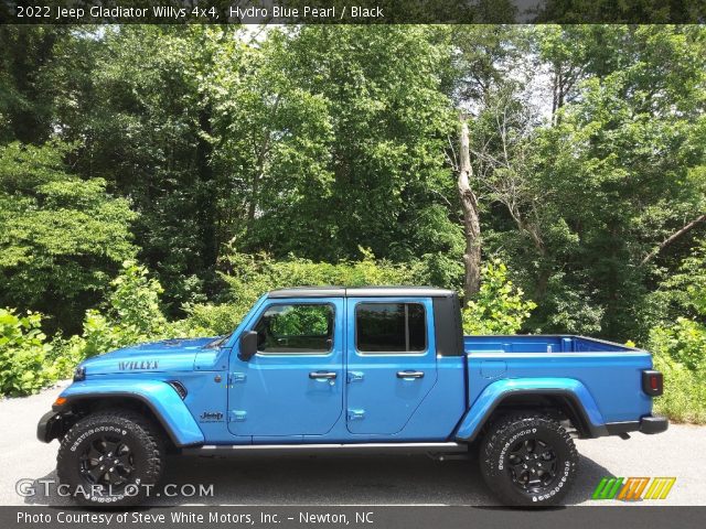 2022 Jeep Gladiator Willys 4x4 in Hydro Blue Pearl