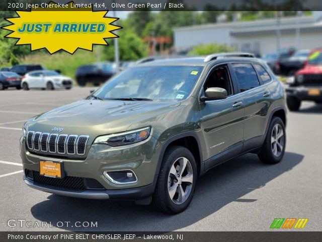2020 Jeep Cherokee Limited 4x4 in Olive Green Pearl
