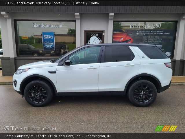 2019 Land Rover Discovery Sport SE in Fuji White
