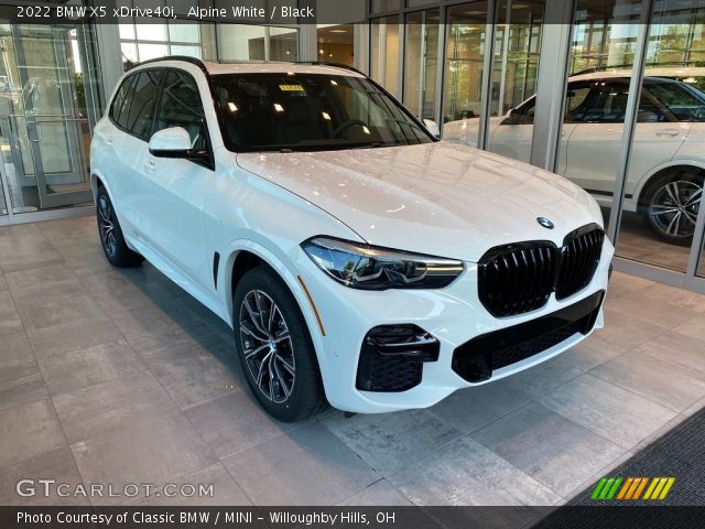 2022 BMW X5 xDrive40i in Alpine White