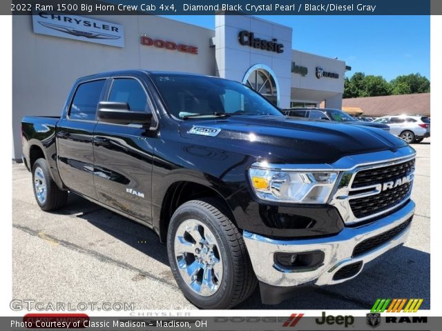 2022 Ram 1500 Big Horn Crew Cab 4x4 in Diamond Black Crystal Pearl