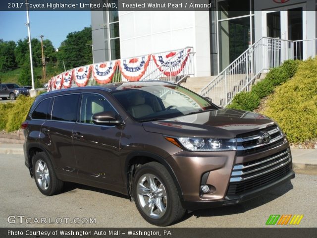 2017 Toyota Highlander Limited AWD in Toasted Walnut Pearl
