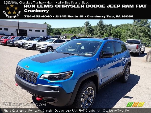 2022 Jeep Cherokee Trailhawk 4x4 in Hydro Blue Pearl
