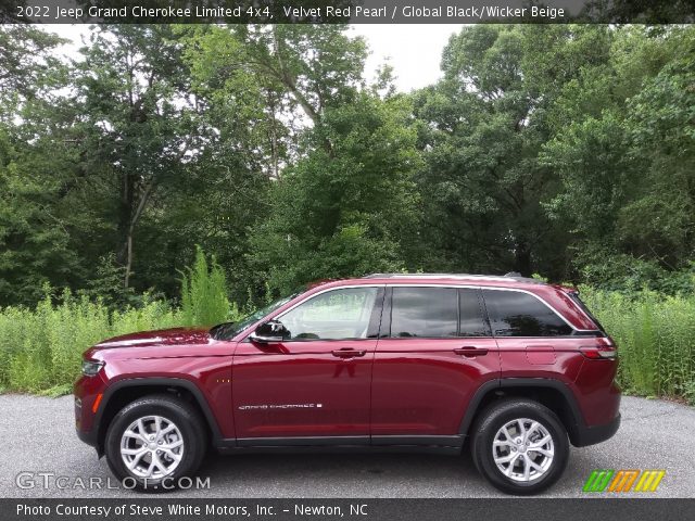 2022 Jeep Grand Cherokee Limited 4x4 in Velvet Red Pearl