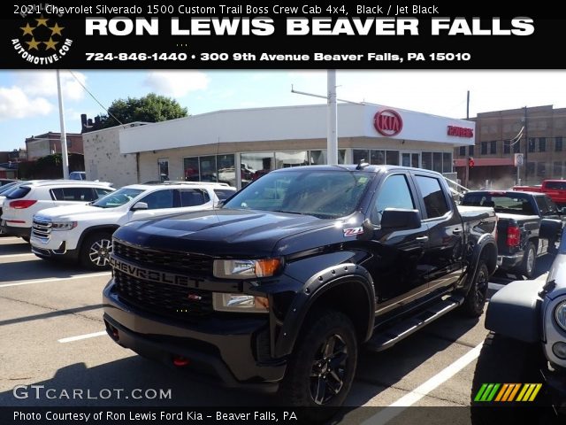 2021 Chevrolet Silverado 1500 Custom Trail Boss Crew Cab 4x4 in Black