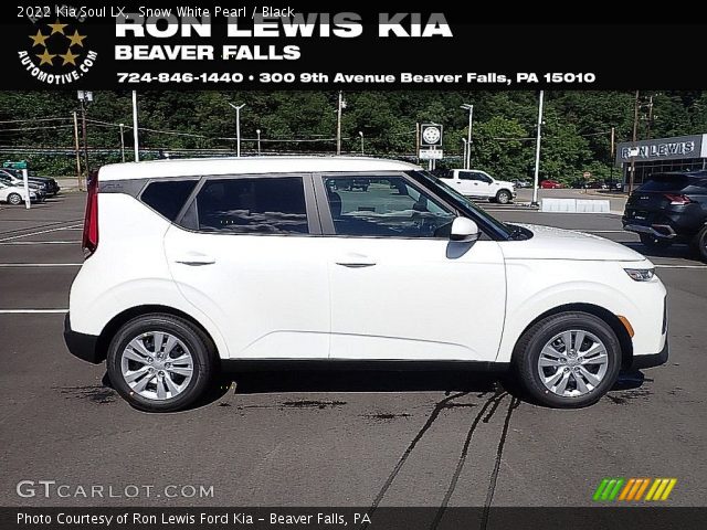 2022 Kia Soul LX in Snow White Pearl