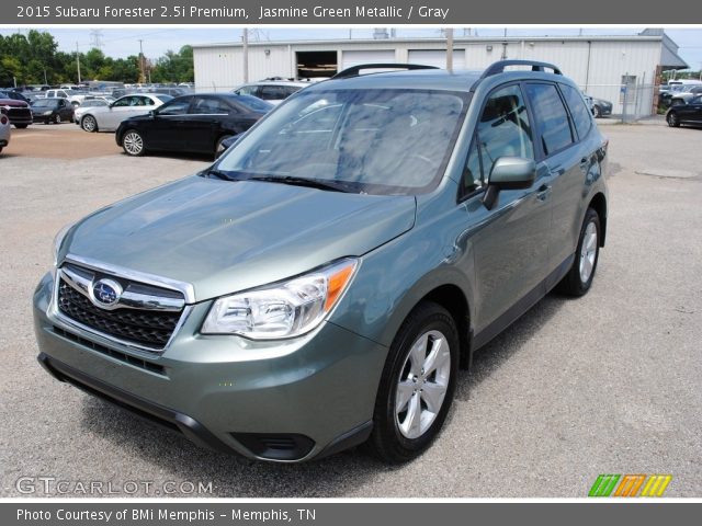 2015 Subaru Forester 2.5i Premium in Jasmine Green Metallic