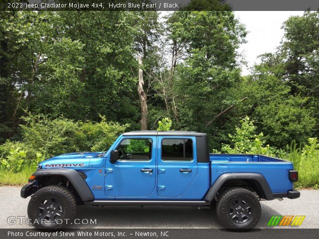 2022 Jeep Gladiator Mojave 4x4 in Hydro Blue Pearl